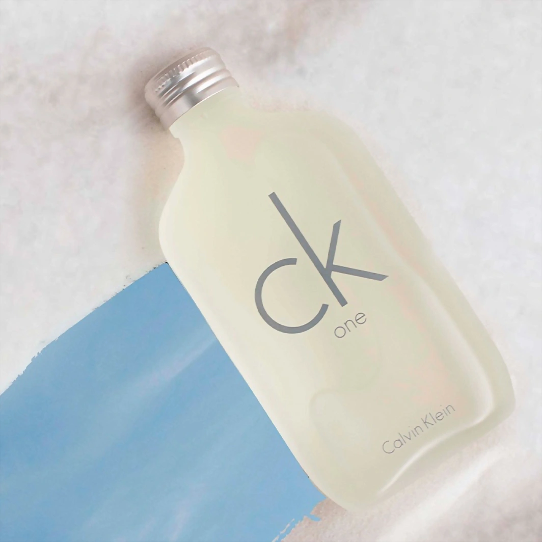 Loción Calvin Klein One 100ml Caballero 10638-A