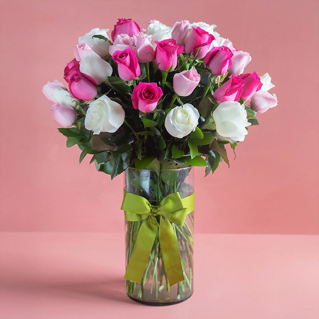 Solamente nosotros arreglo con 50 rosas 13346