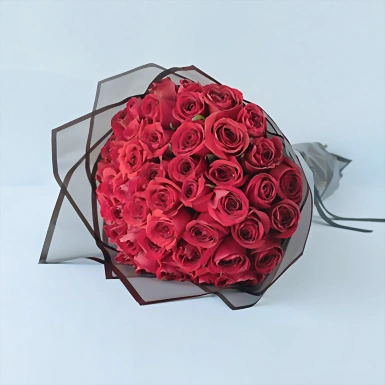 Gran Ramo de Amor con 50 Rosas Rojas Enviaflores 13374