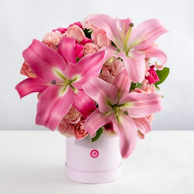 Arreglo de Rosas y Stargazers 18605