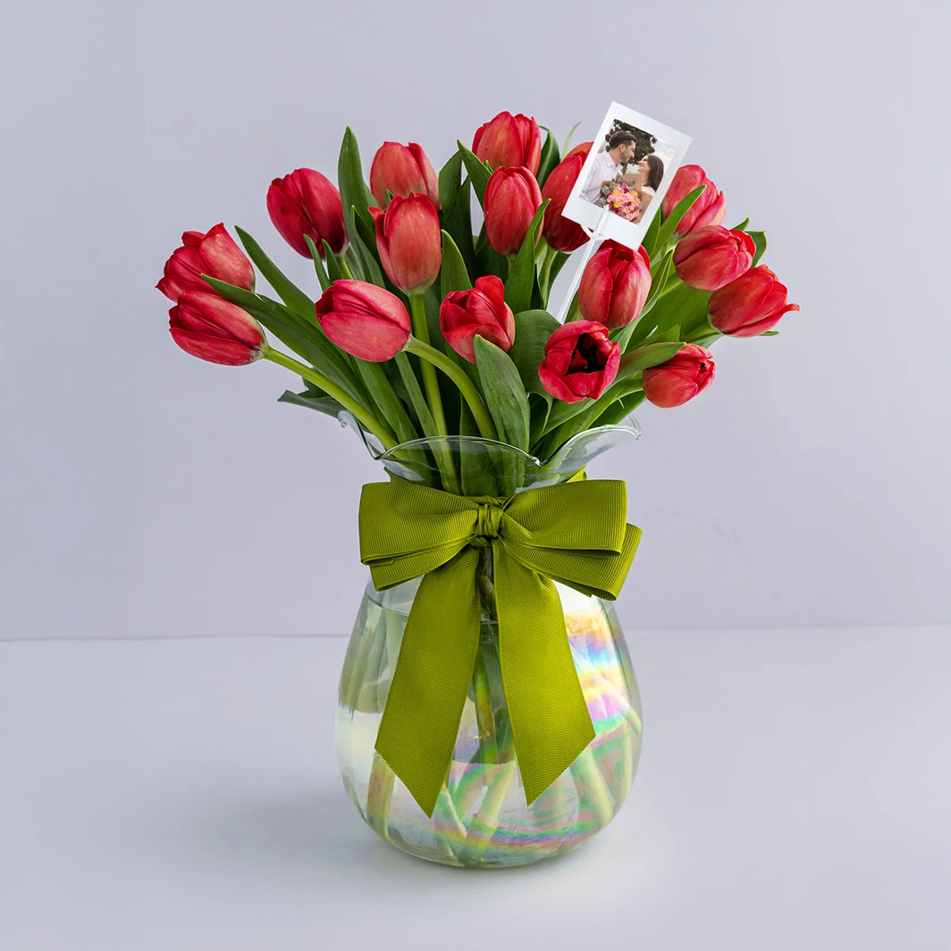 Personaliza con Mini Foto 15 Tulipanes Rojos 18786