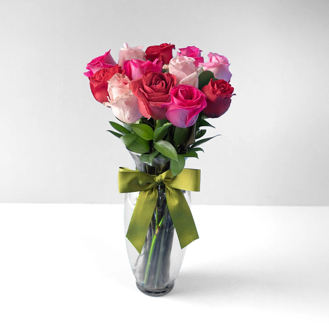 Mi Corazón con 12 Rosas combinadas 1391