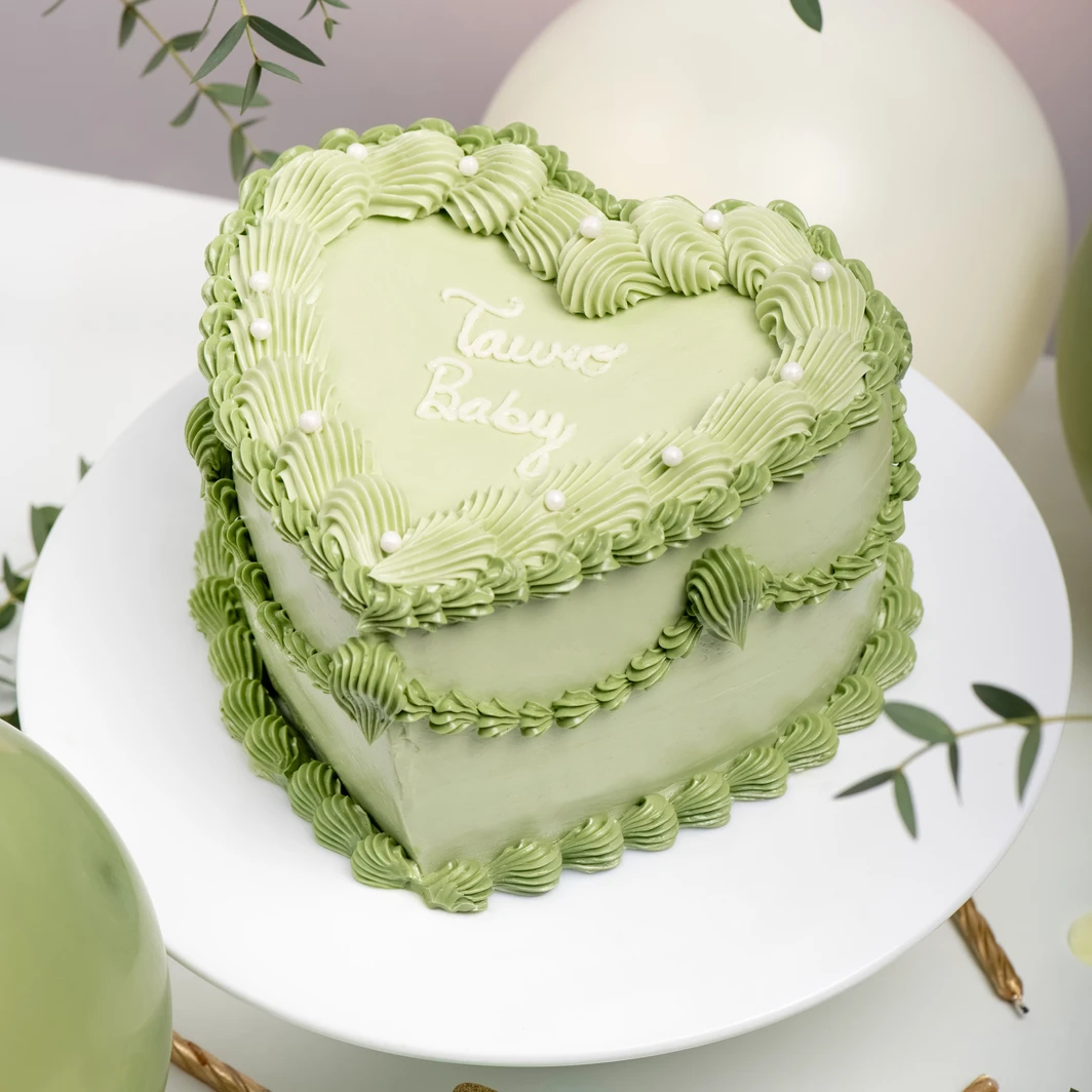 Taurus Sign Cake 20480