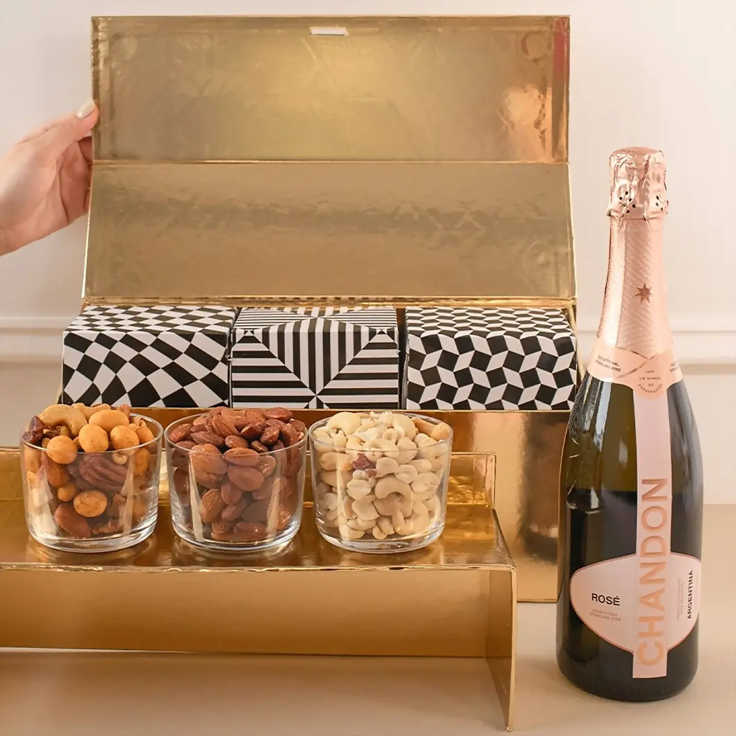 Regalo con Vino Espumoso y Botanas 20619