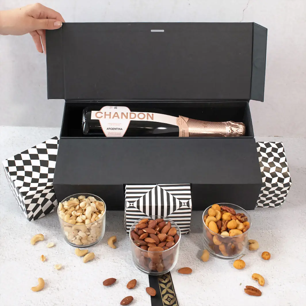 Regalo con Vino Espumoso y Botanas 20738