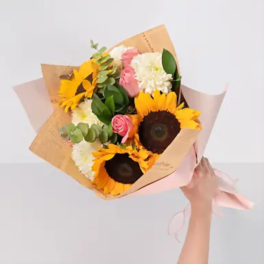Ramo de Rosas y Girasoles 21210