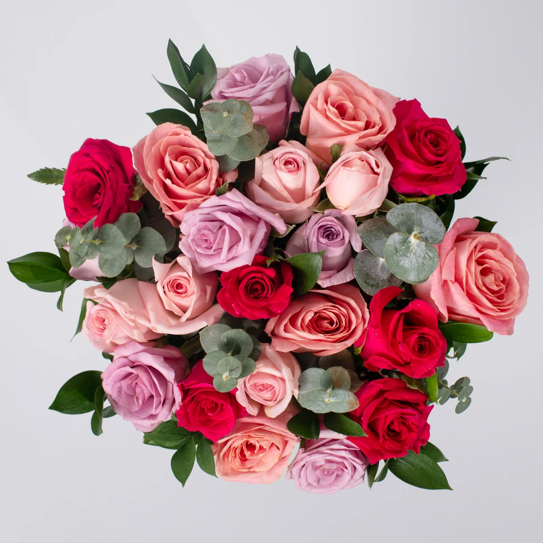Romantic Flower Bouquet of 24 Roses 21375