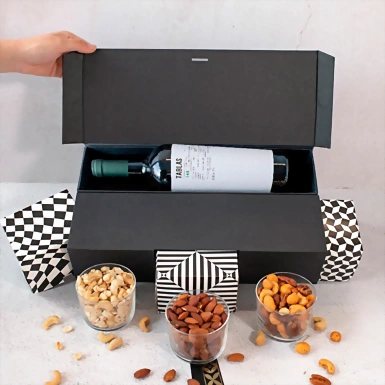 Gift with Red Wine and Snacks 21428