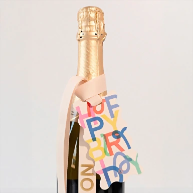 Vino con Distintivo Happy Birthday 21452