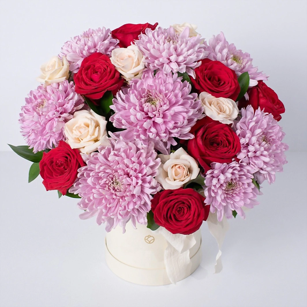 Arrangement of Red and Roxanne Roses 21550