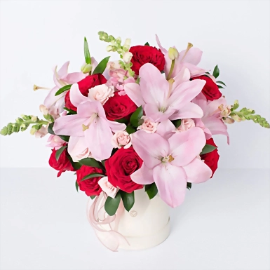 Arreglo de Lily rosa con Rosa Roja  21631