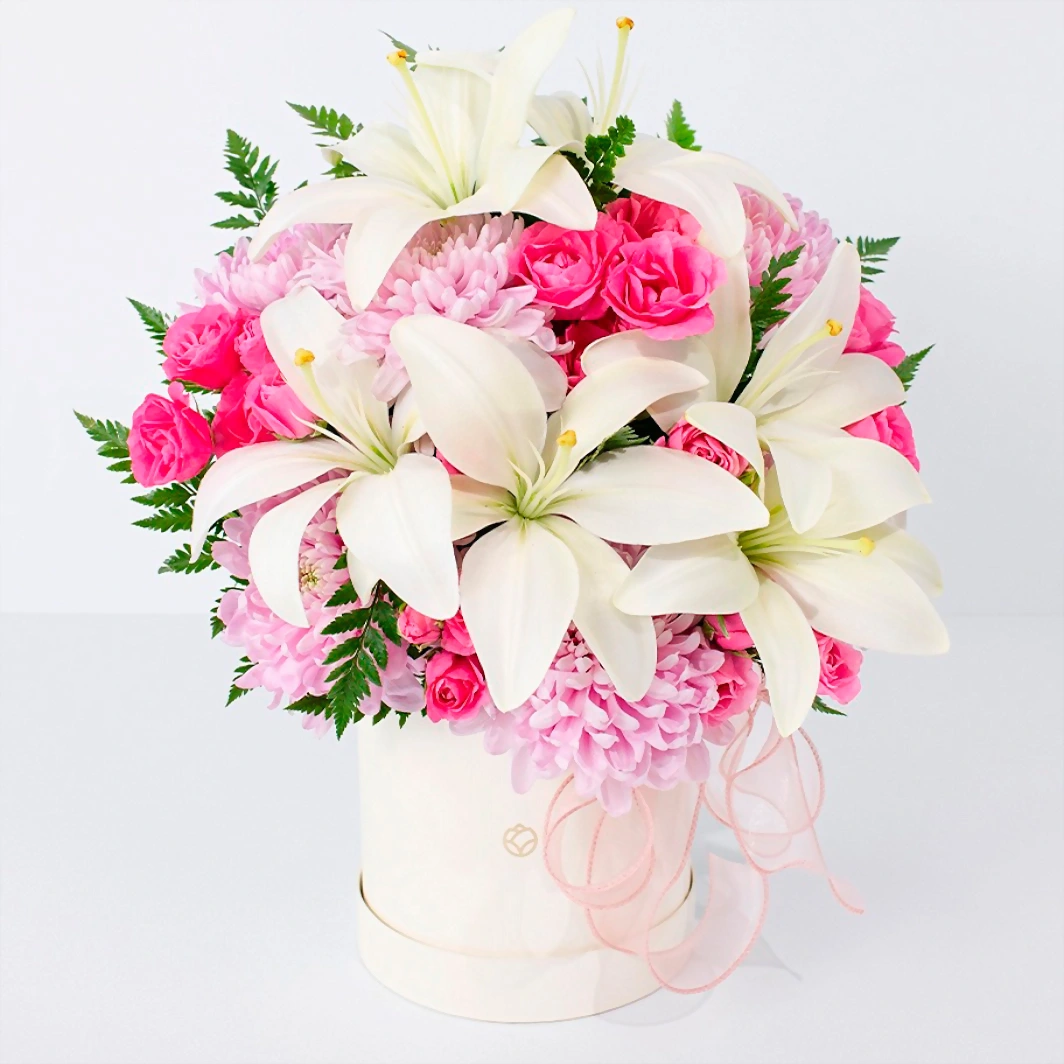 Arrangement of Lilies and Mini Roses 21697
