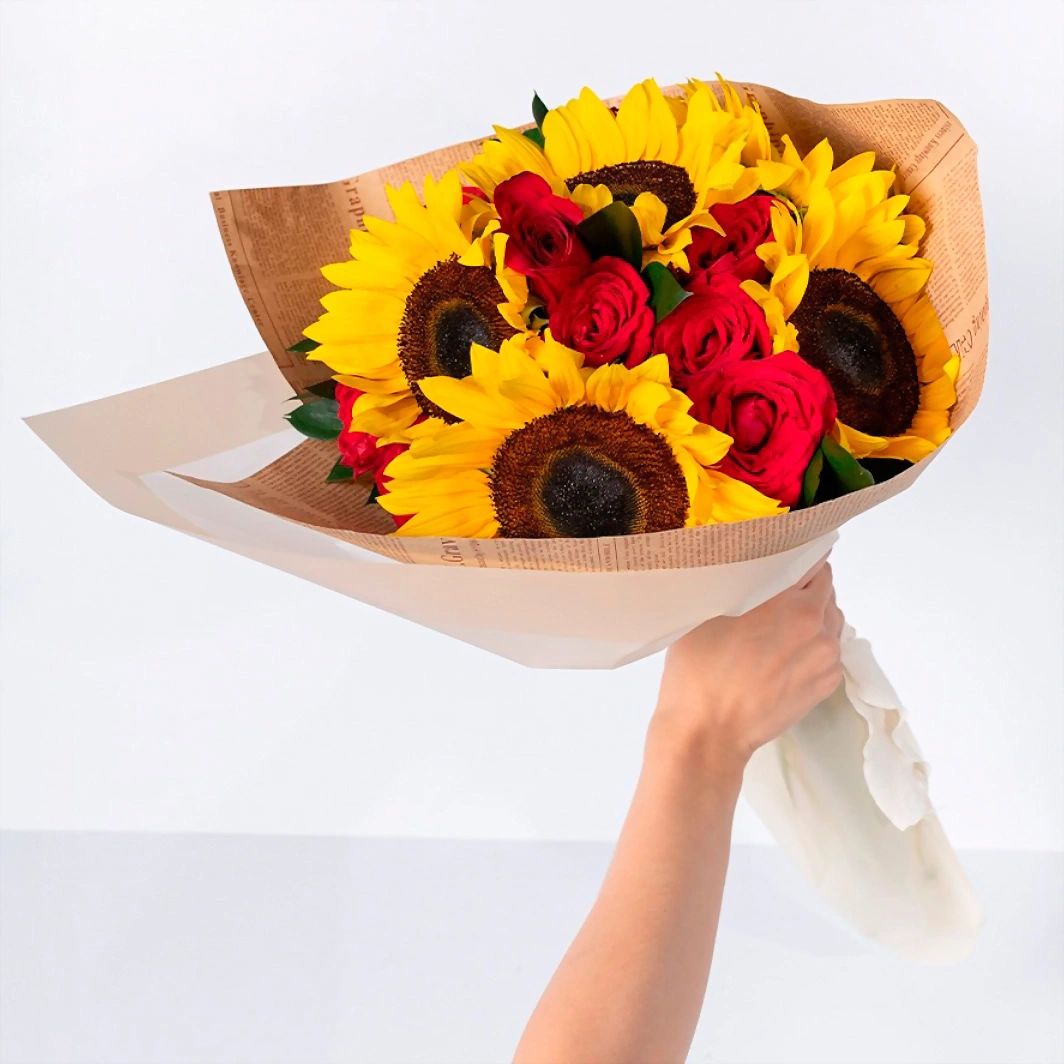 Sunflower Bouquet with Red Rose 21699