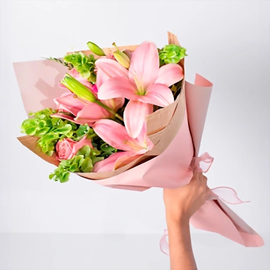 Arreglo de Lilys Rosas con Rosas Fiusha 21784