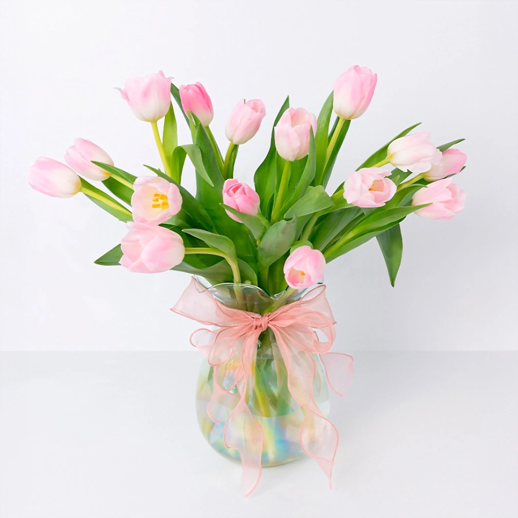 15 Pink Tulips in Vase 21826