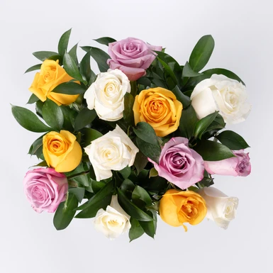 Ramo de 12 Rosas de Colores 21870