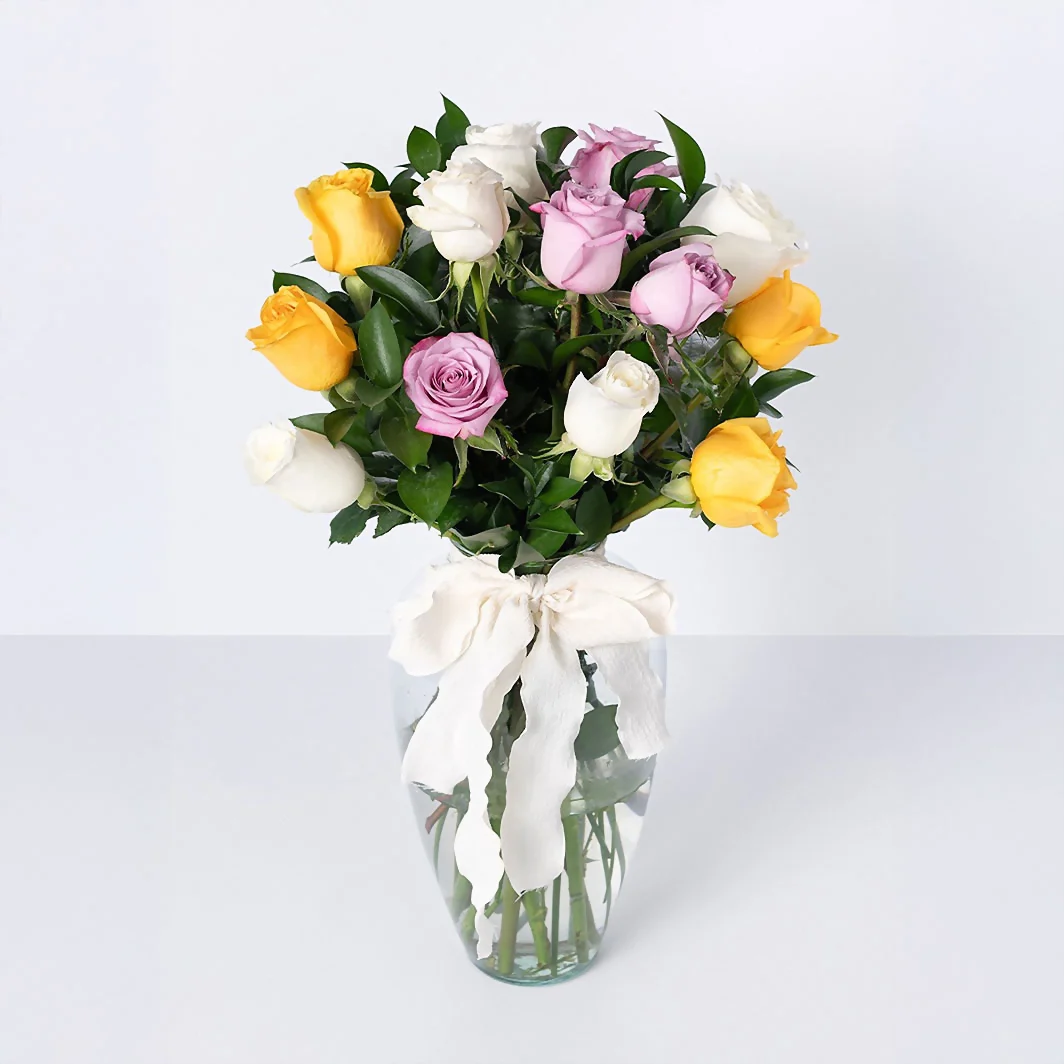 Arrangement of 12 Colored Roses 21871