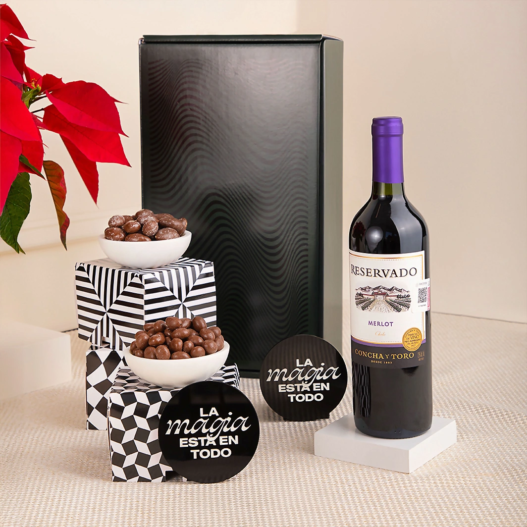 Gift with Wine and Snacks 21904