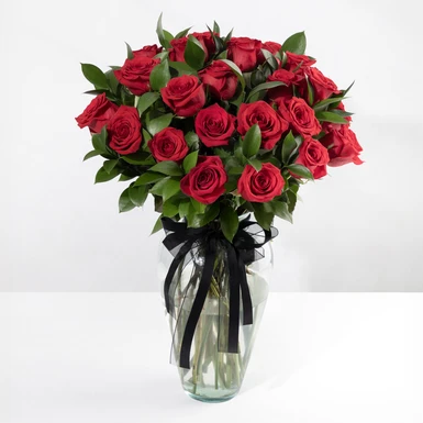 Clásico Amor con 24 Rosas Rojas 002