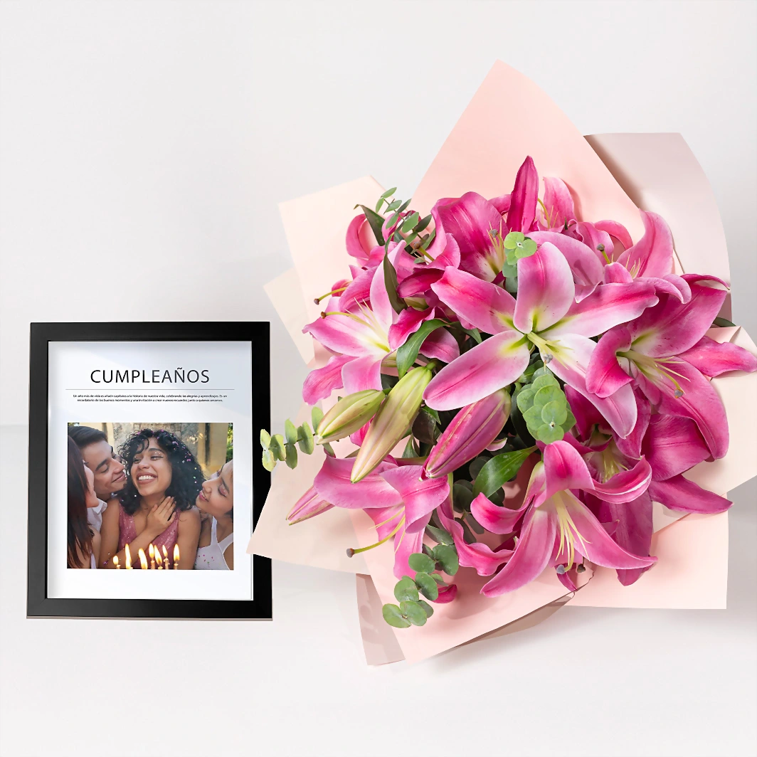 Marco Cumpleaños con Ramo de Stargazer 22640