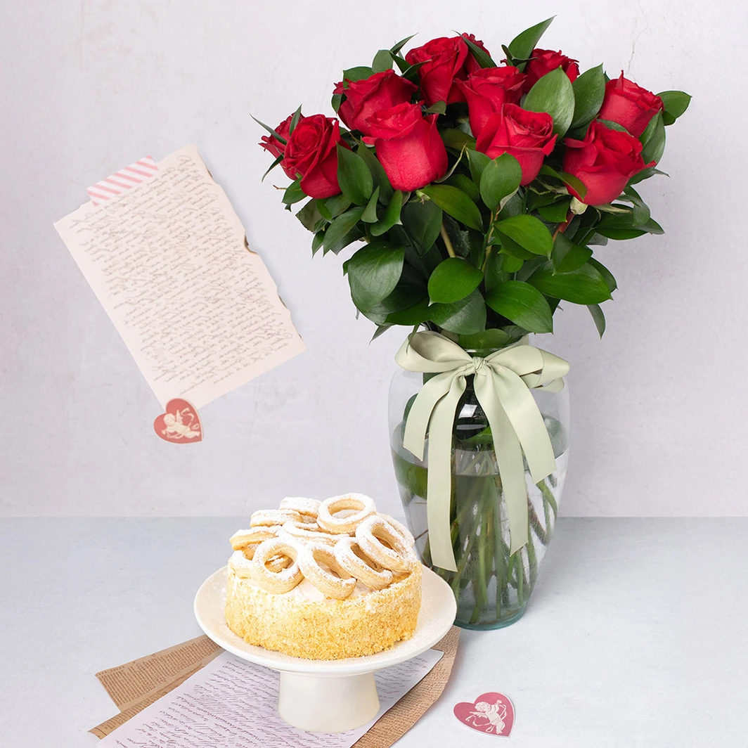 12 Red Roses with Cake Mil Hojas 22966
