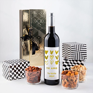Personaliza Vino tinto con etiqueta "Te amo" y botanas 23266-P