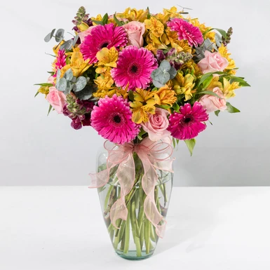 Arreglo de Gerberas Fucsia y Rosas 23314