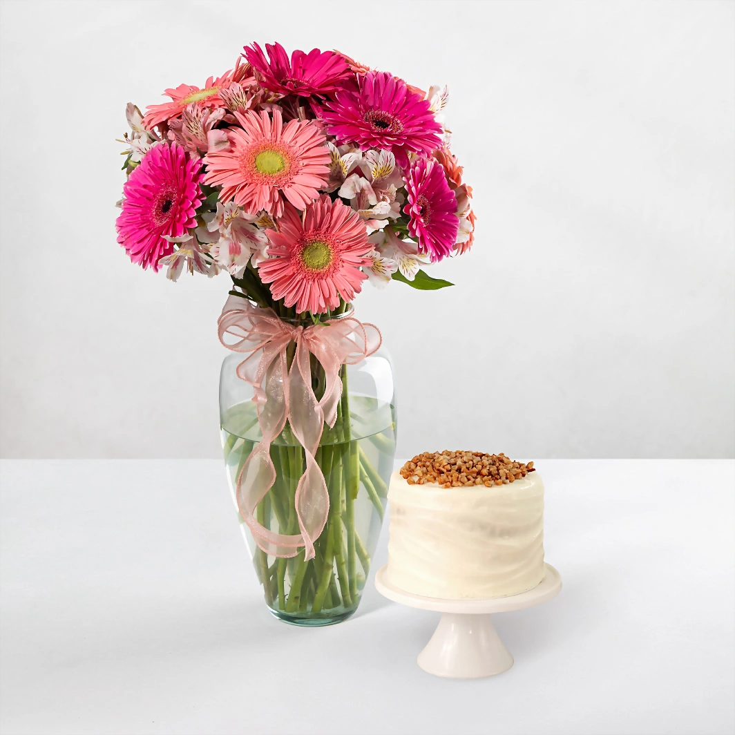 Mini Cake Zanahoria con Arreglo de Gerberas y Alstroemerias 23316