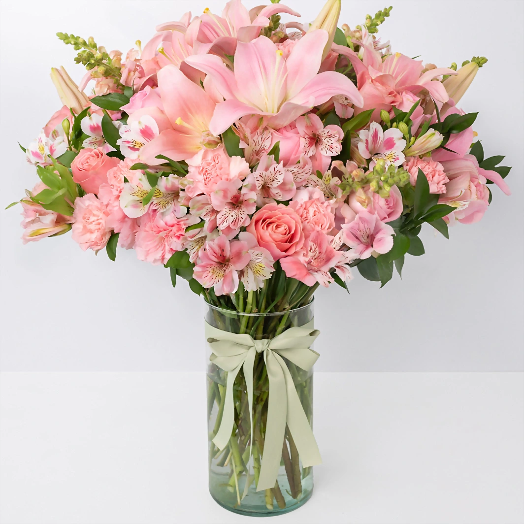 Ternura Floral con Lilys y Rosas 23385