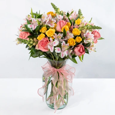  Arreglo de Rosa Hermosa con Mini rosa amarilla 23396