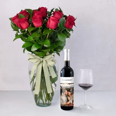 Personaliza Vino 3V Feliz aniversario con foto y 12 rosas rojas 23401