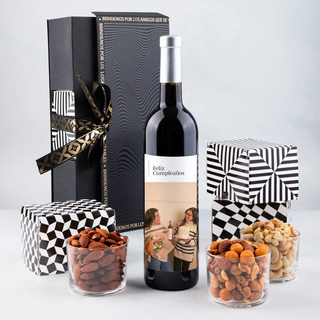 Personaliza Vino tinto con foto y botanas 23480-P