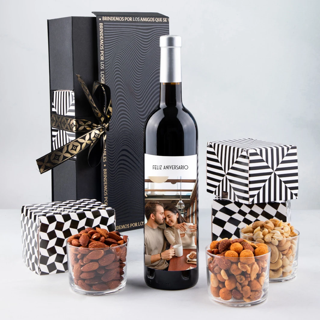 Personaliza Vino tinto con foto y botanas 23484-P