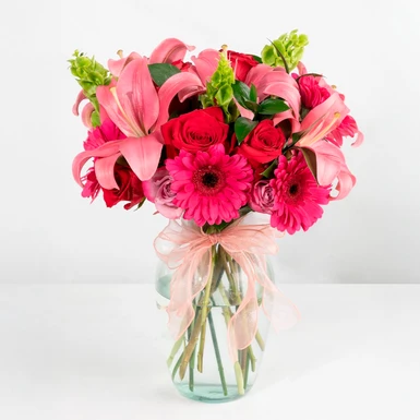 Arreglo de Lilys y Gerberas Rosa 23571