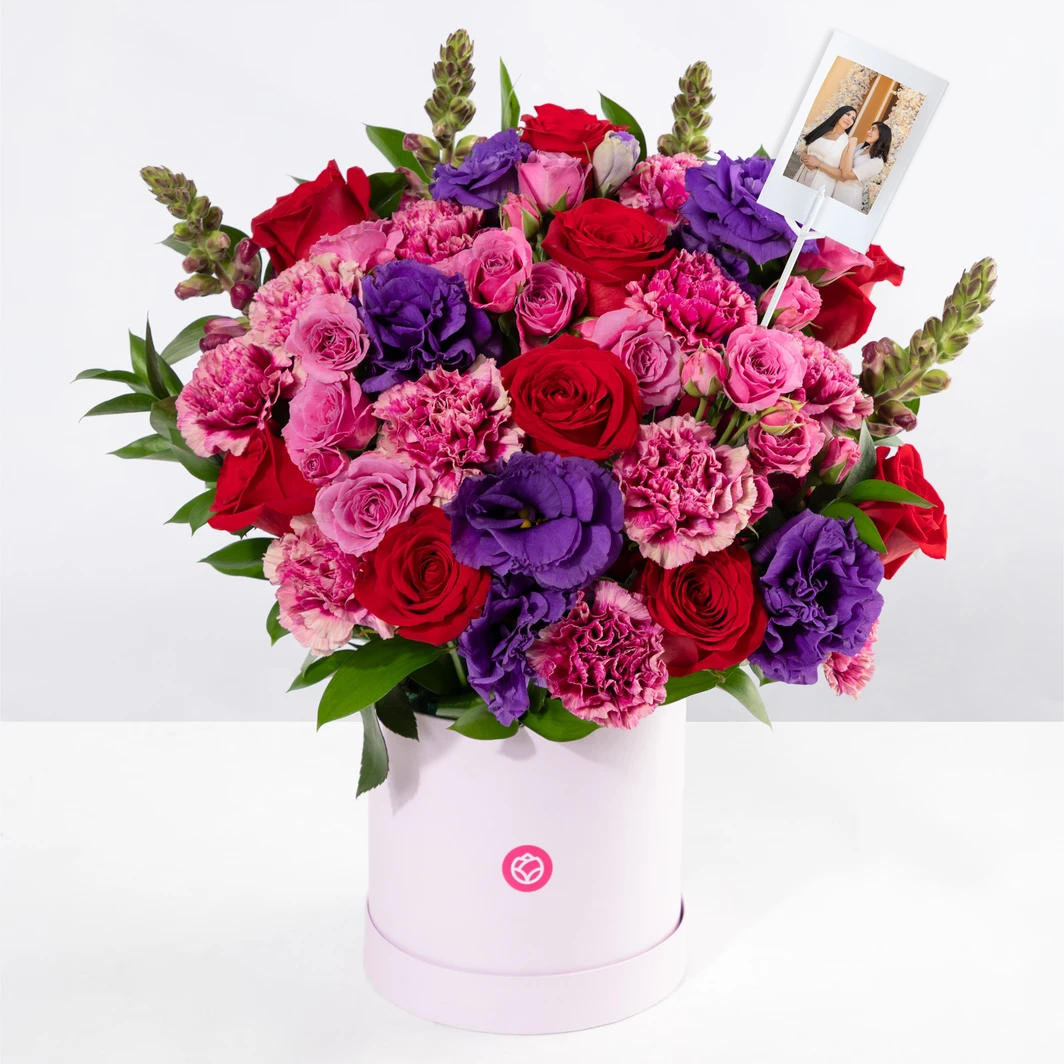 Arreglo de Rosas y Lisianthus con mini foto 23598