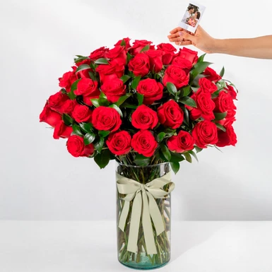 Clásico Amor 50 rosas rojas con mini foto 23602