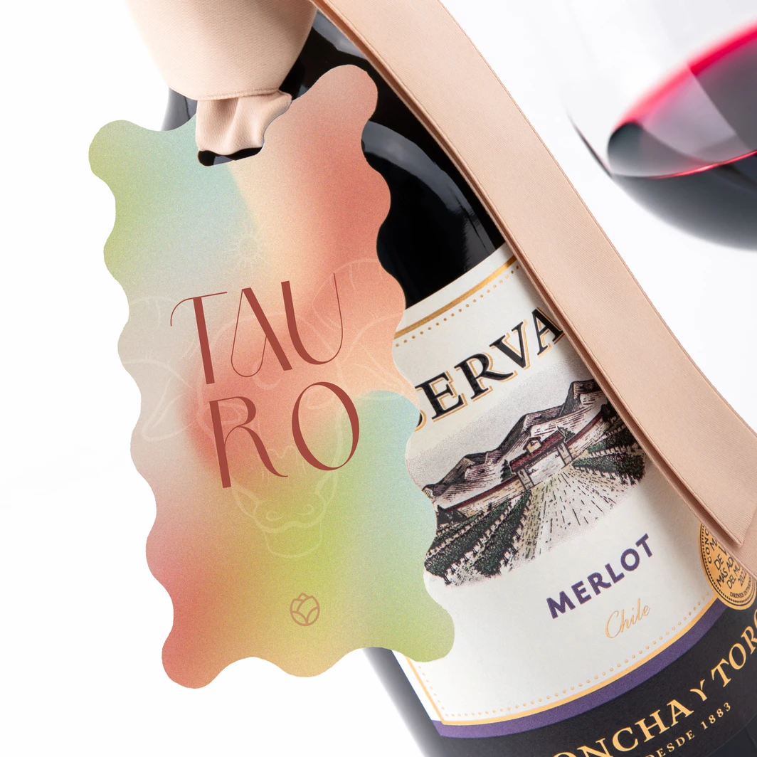 Vino con Distintivo Tauro 23911