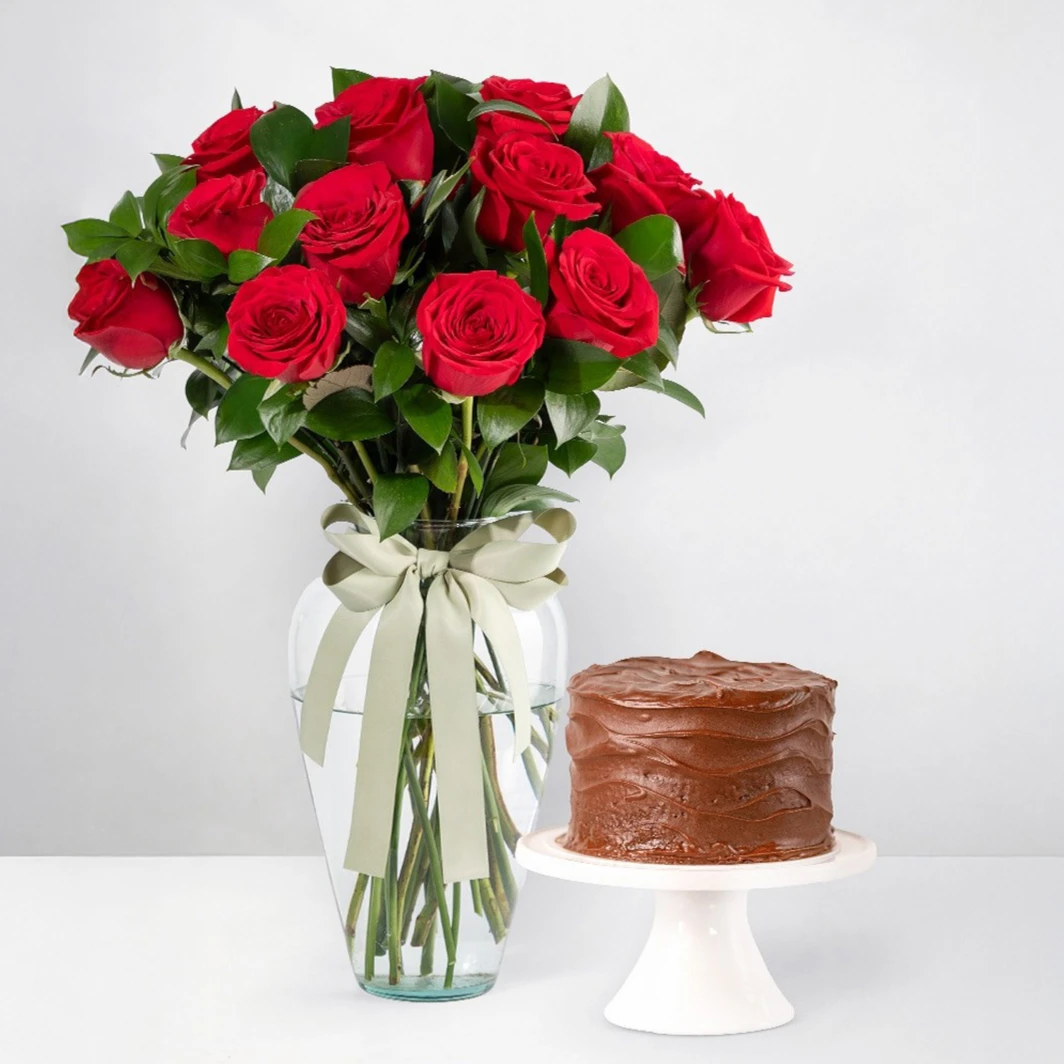 12 Rosas Rojas con Pastel Mini Nutella Maria José 24007