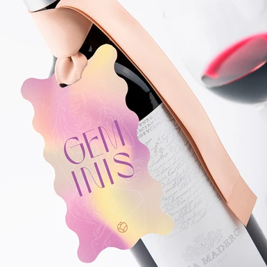 Vino con Distintivo Géminis 24040