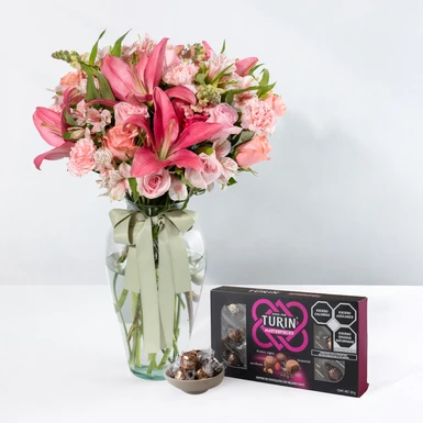 Arreglo de Lilys con Chocolates Turín 24133