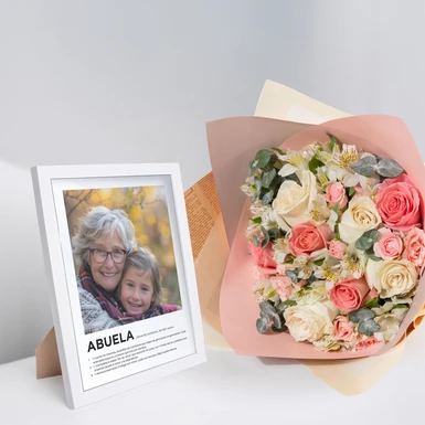 Ramo de Rosa Hermosa y Rosa Blanca con Marco Personalizado Abuela 24528