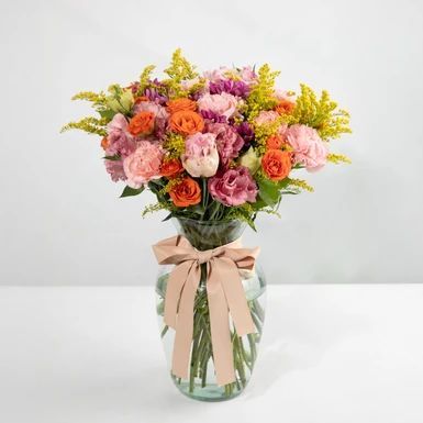 Arrangement of Pink Lisianthus and Daisies 24701