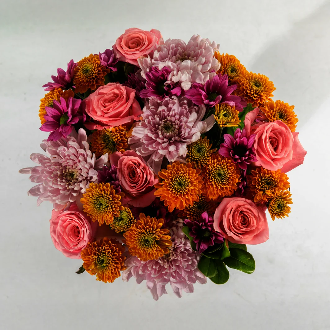 Fleeting Glow Bouquet with Roses and Daisies 24732