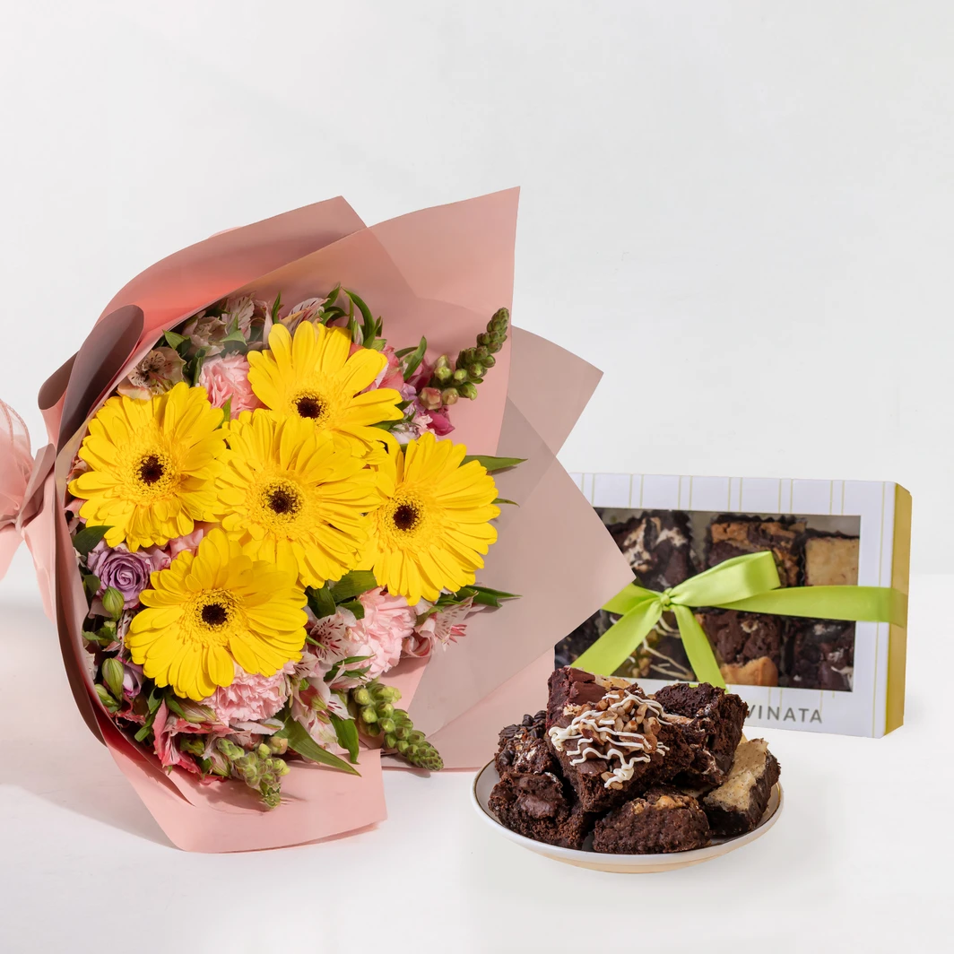 Ramo de Gerberas y Claveles con Brownies la Divinata 24827