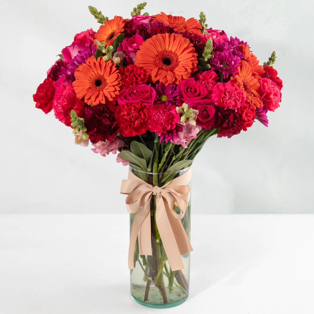 Arreglo de Gerberas Rojas y Claveles 24887