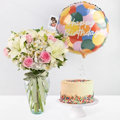 Kit Cumpleaños Lily y Rosas con Pastel Vainilla Dolce Duo 24924