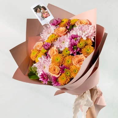 Bouquet of Roses and Daisies with Mini Photo 25004