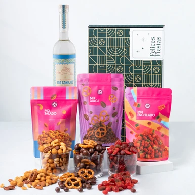Canasta Felices Fiestas con Mezcal 400 Conejos y Botanas 25453