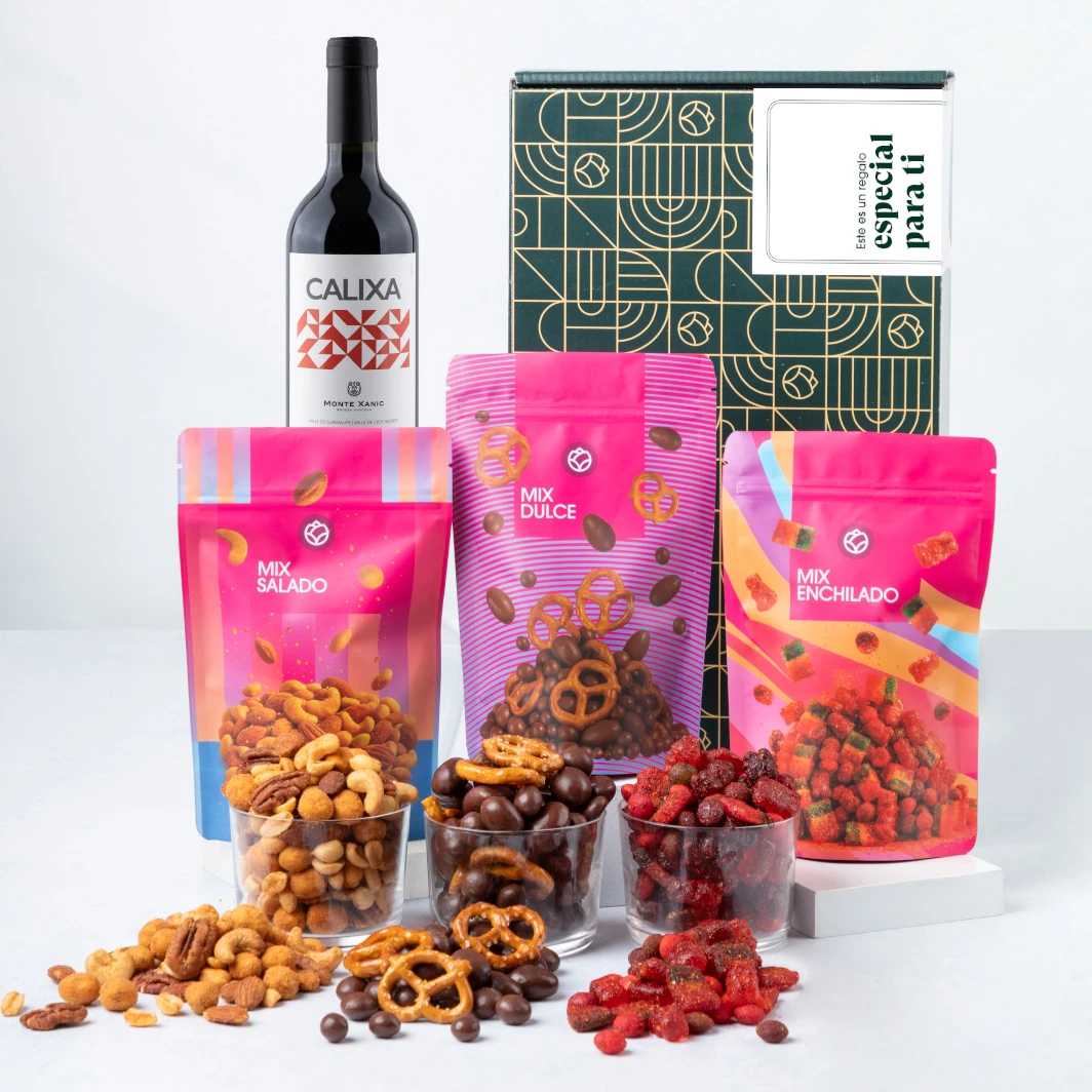 Canasta Regalo Especial  con Vino Calixa y Botanas 25456