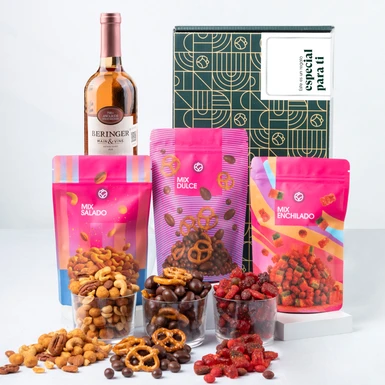 "Regalo Especial" Basket with Beringer Wine and snacks 25458